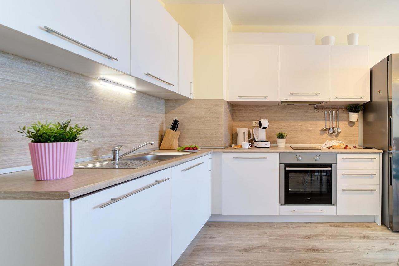 Summertime In Varna South Bay Beach Residence Esterno foto